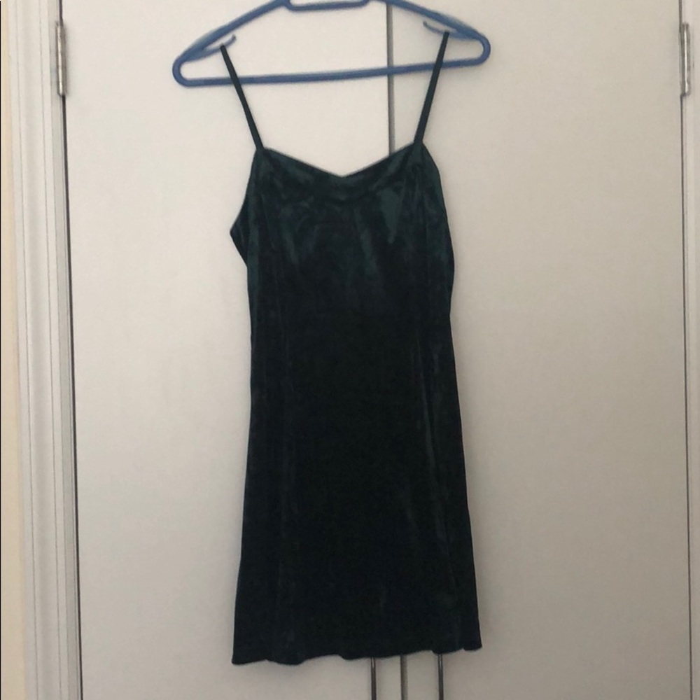 Green Velvet Party Dress